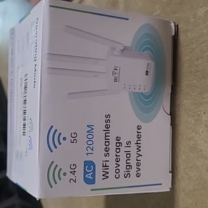 Wifi repeater/router